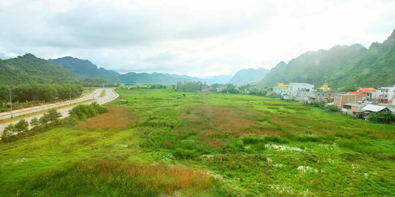 Trung Duc Hotel 퐁냐 외부 사진