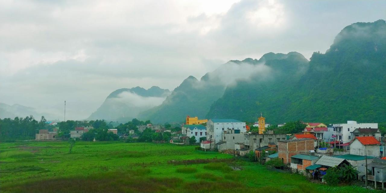 Trung Duc Hotel 퐁냐 외부 사진
