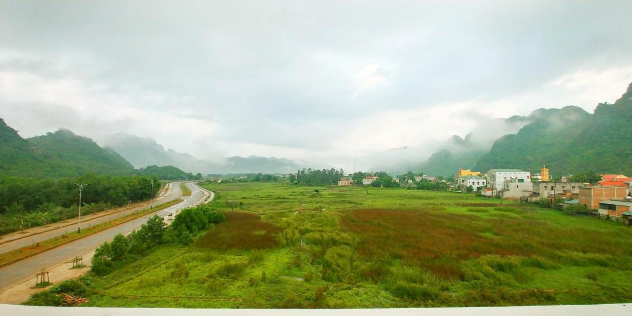 Trung Duc Hotel 퐁냐 외부 사진