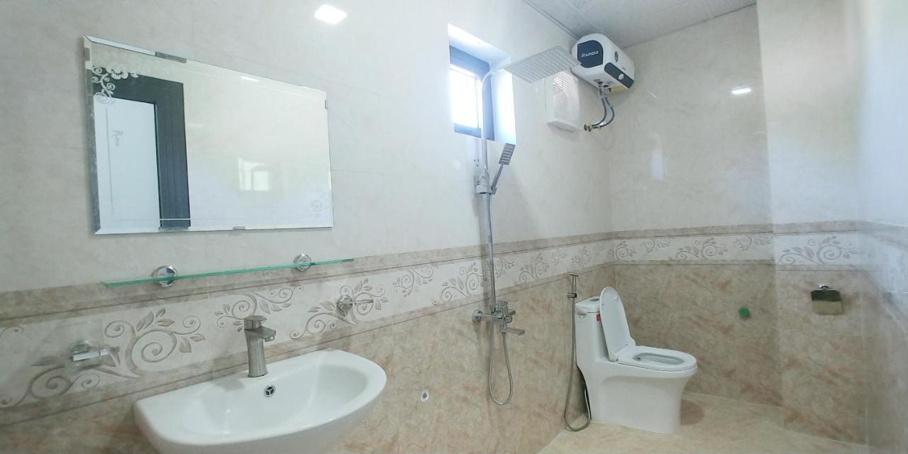 Trung Duc Hotel 퐁냐 외부 사진