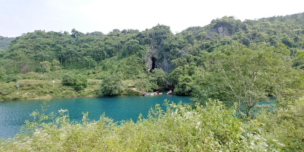 Trung Duc Hotel 퐁냐 외부 사진