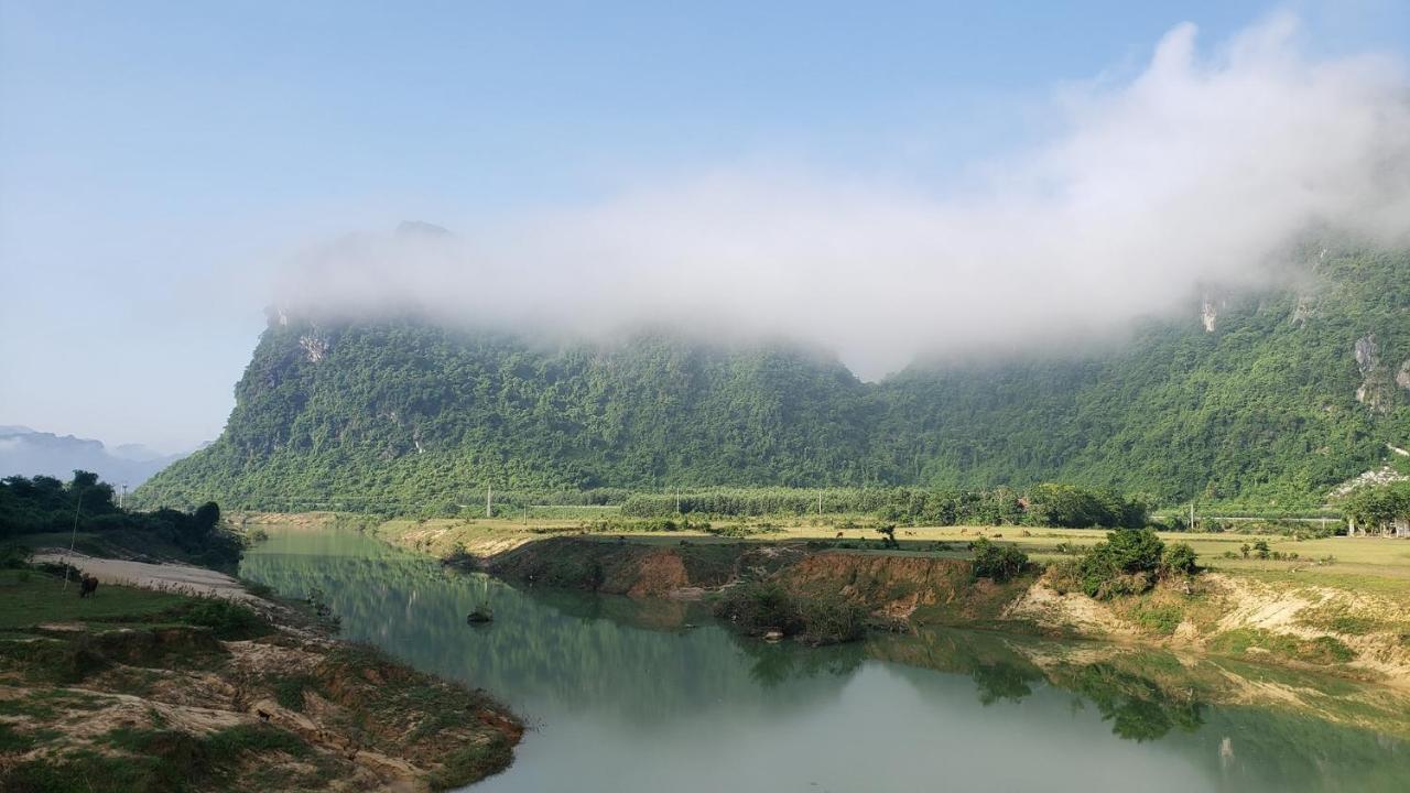 Trung Duc Hotel 퐁냐 외부 사진